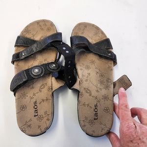 Taos sandals